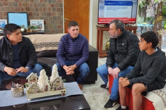 Vidal se reunió con jinetes que representarán a Santa Cruz en Jesús María 2025