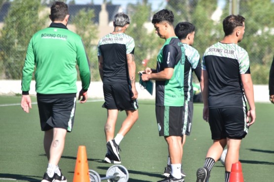 El Albiverde ultima detalles y sueña con un triunfo que le permita seguir en el certamen. (Foto: ABC)