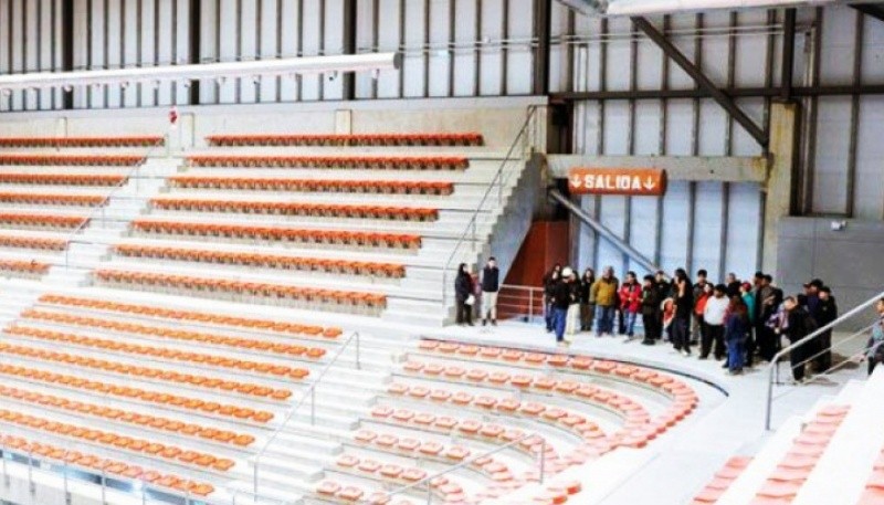 La obra civil del micro estadio de Río Grande está terminada