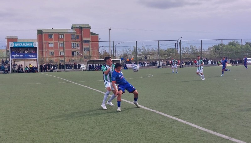 El Albiverde volvió a quedar afuera con un equipo comodorense. (Foto: JC)