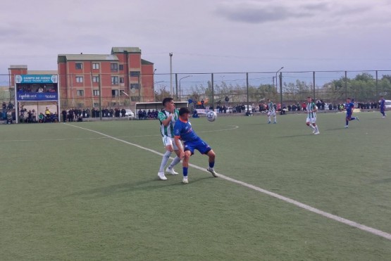 El Albiverde volvió a quedar afuera con un equipo comodorense. (Foto: JC)