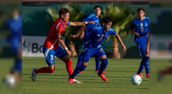 Ian Subiabre fue suplente en el primer amistoso con Chile el 15 de enero.