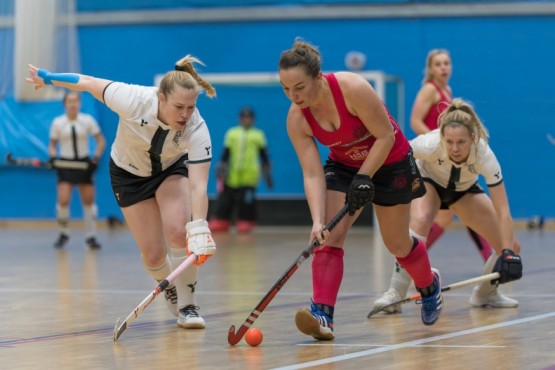 La ex Boxing Club seguirá un tiempo más en el Viejo Continente. (Foto: England Hockey)