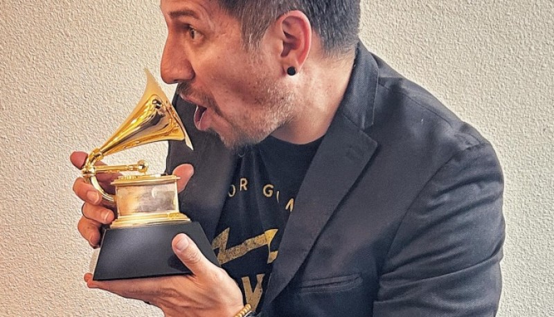 El largo y sinuoso camino de Leándro Álvarez para llegar al Grammy