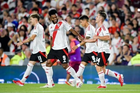 Los golazos de Borja y Galoppo para darle la victoria a River sobre México