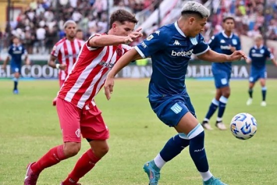 Racing le ganó a Barracas Central en su debut en el Torneo Apertura