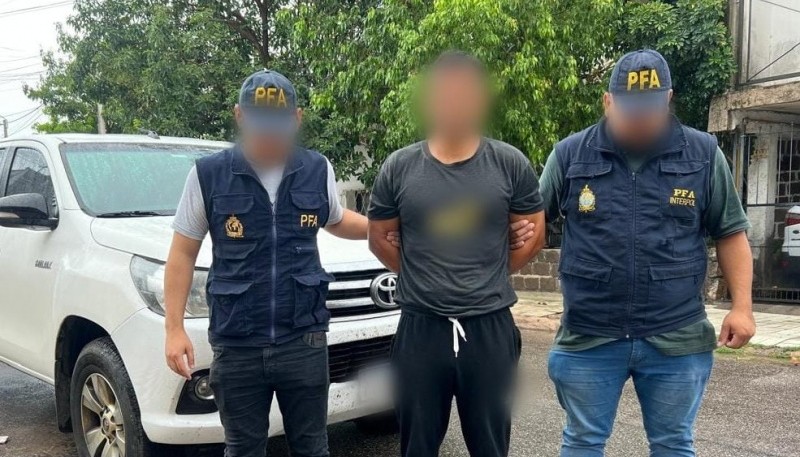 La Policía Federal detuvo a un ex carabinero acusado de intento de femicidio 