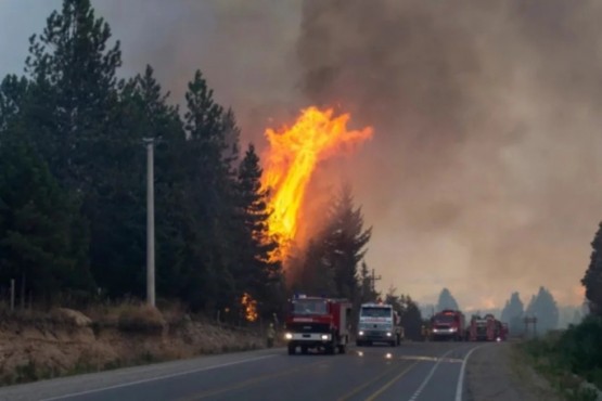 Corte total en la Ruta 3 por el incendio «fuera de control»