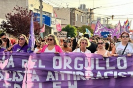 Se llevó adelante la marcha antifascista en Trelew