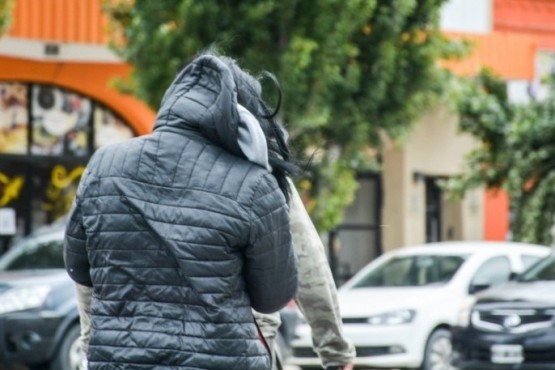 Alertas por lluvias y vientos en Santa Cruz