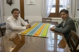 Kicillof: "Siempre estaremos a disposición de cada provincia que atraviese una emergencia"