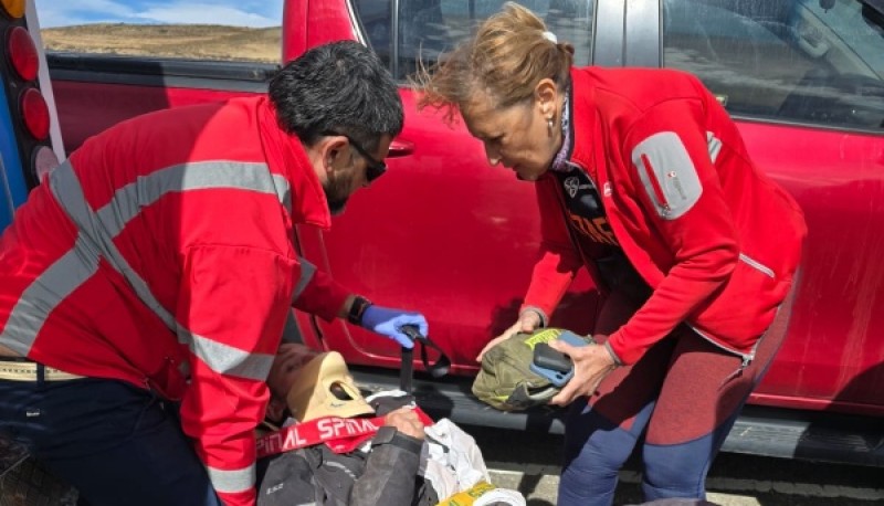 Accidente en Ruta 40: Motociclista sufrió fractura y fue trasladado al Hospital SAMIC