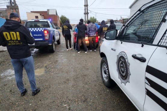 Esclarecen robo en el Barrio Bicentenario: Tres detenidos y elementos recuperados