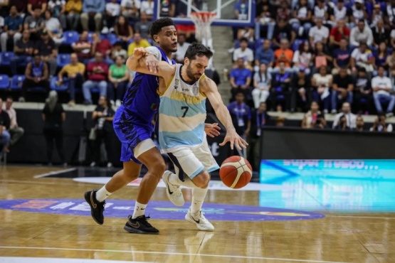 Campazzo dando la cara, siempre. (Foto: FIBA)