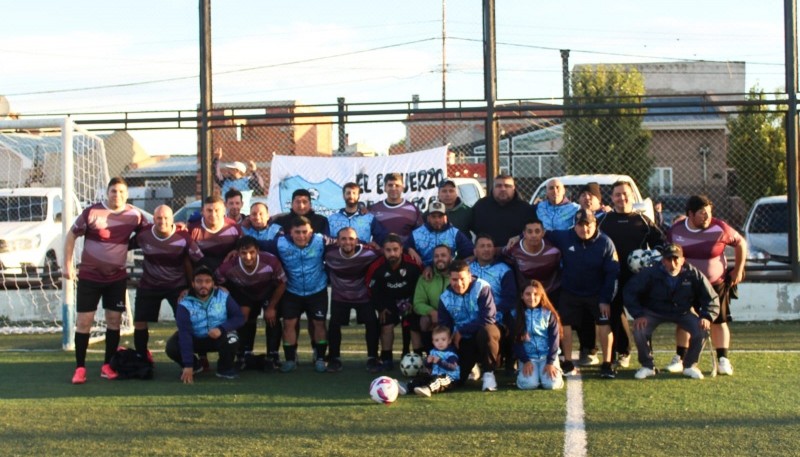 Los veteranos comenzaron a puro gol. (Foto: Que Golazo)