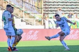 Sarmiento impidió la primera victoria de Aldosivi tras igualar 2-2