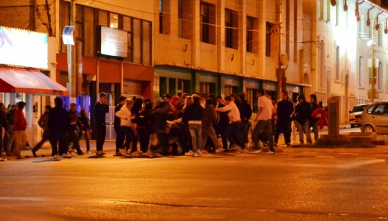 Los adolescentes protagonizan cada finde semana varias riñas(Foto: C.R)