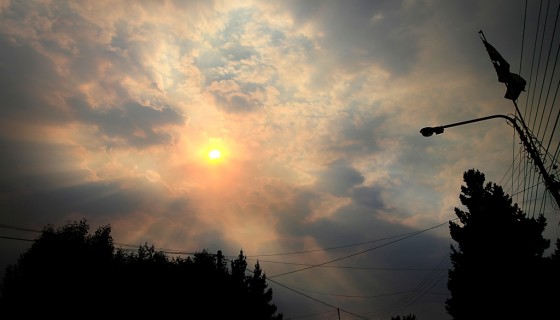 El cielo se tapó con un manto de humo. (H. C)