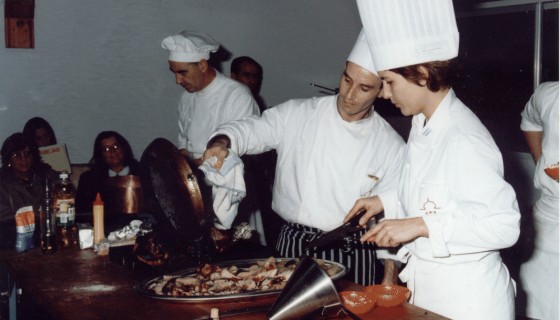 Cerca de 2.500 personas trabajan en el sector de gastronomía y hotelería.