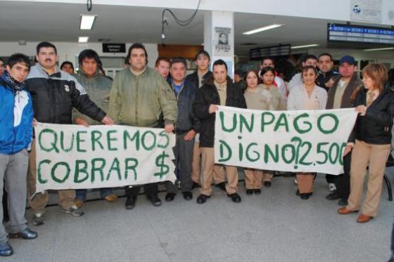 Trabajadores iniciaron medidas de fuerza y corren peligro de despido. (Foto Archivo)