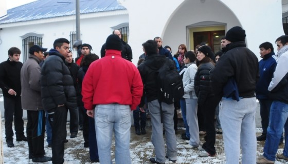 Arribó la comitiva de policías de Zona Norte.