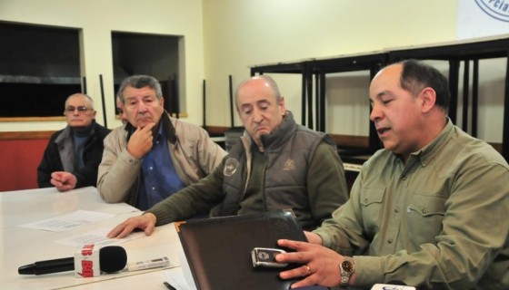 Policías retirados realizaron una conferencia de prensa. (Foto: L. F)