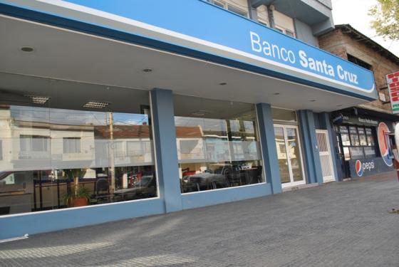 Banco Santa Cruz lanza una línea de préstamos para el desarrollo y la inversión productiva.