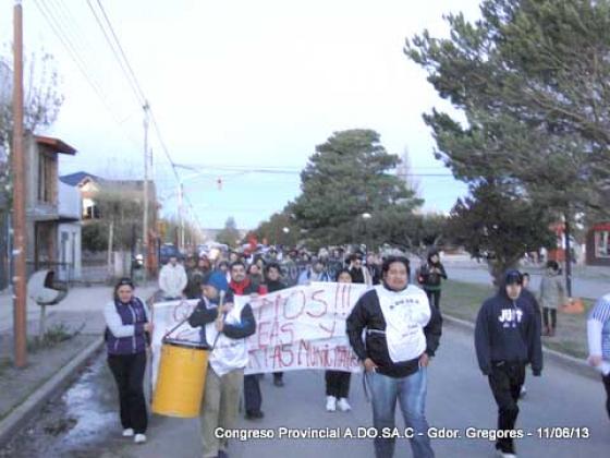 Marcha en repudio a la polémica ordenanza.   