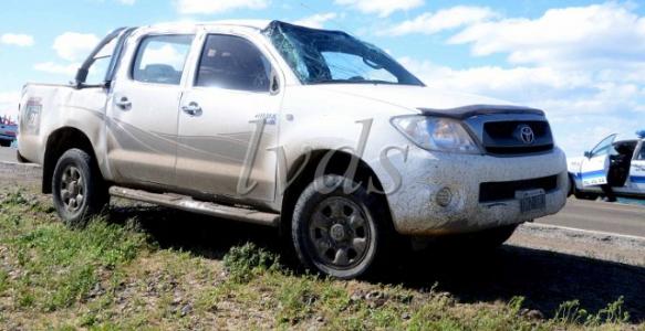 Así quedó la camioneta tras el vuelco. (Foto: La Vanguardia del Sur)