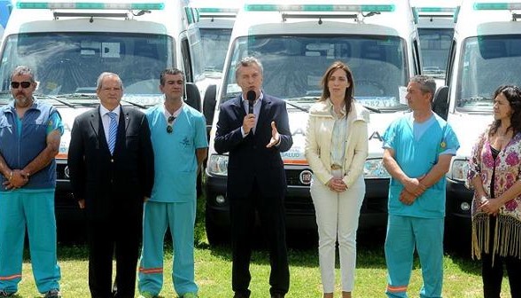 Entrega de ambulancias en la provincia de Buenos Aires