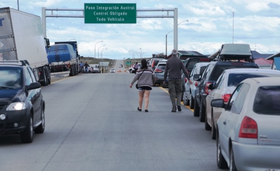 Unos 6 mil argentinos viajaron a Chile el fin de semana largo