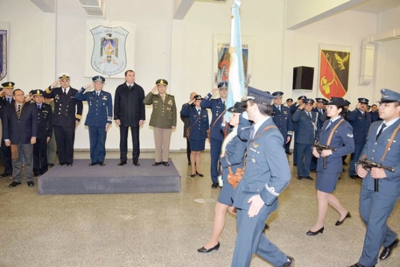 El acto de celebración se realizó en la Base Aérea Militar. 